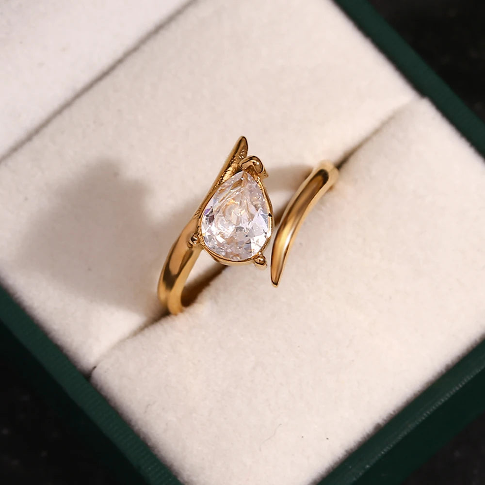 Lumi Droplet Ring