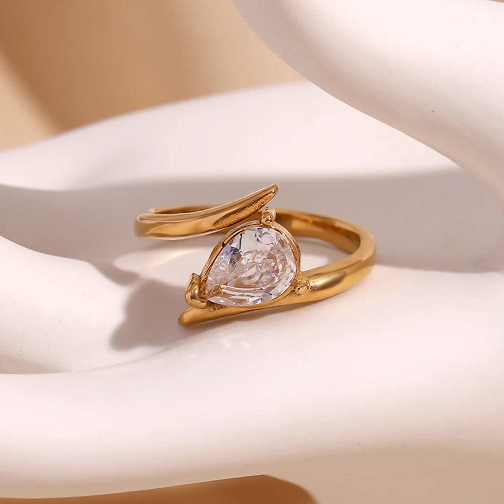 Lumi Droplet Ring